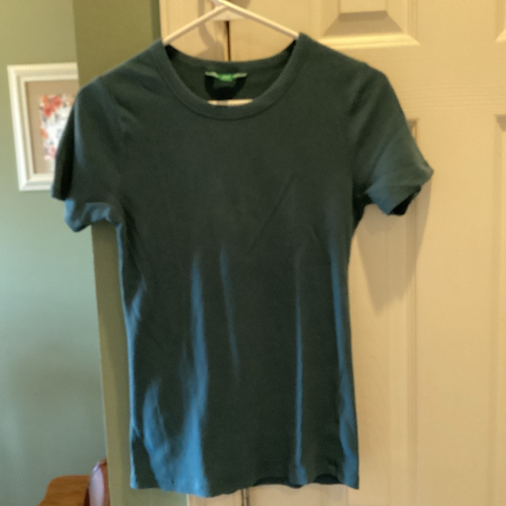 Dip brand cute short sleeve shirt.